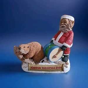 Tom Clark Gnome & Friend - Cairn Christmas 2000 - Santa with Drum & Beaver